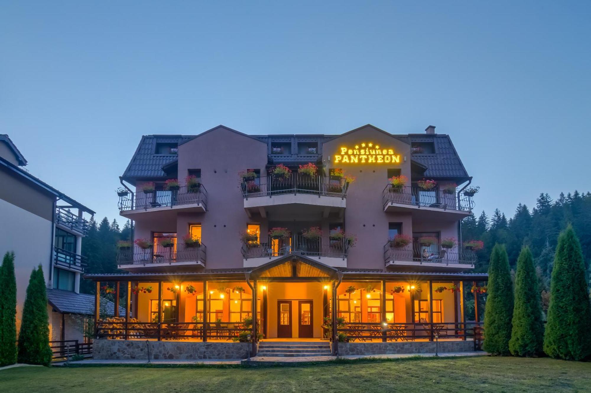 Pension Pantheon Poiana Brasov Exterior photo